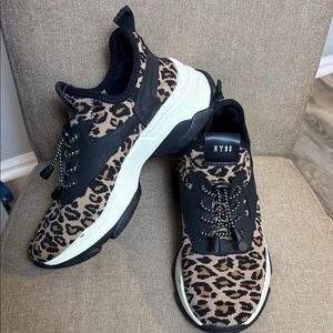STEVE MADDEN NY90 Myles Leopard Sneakers ~ 8.5